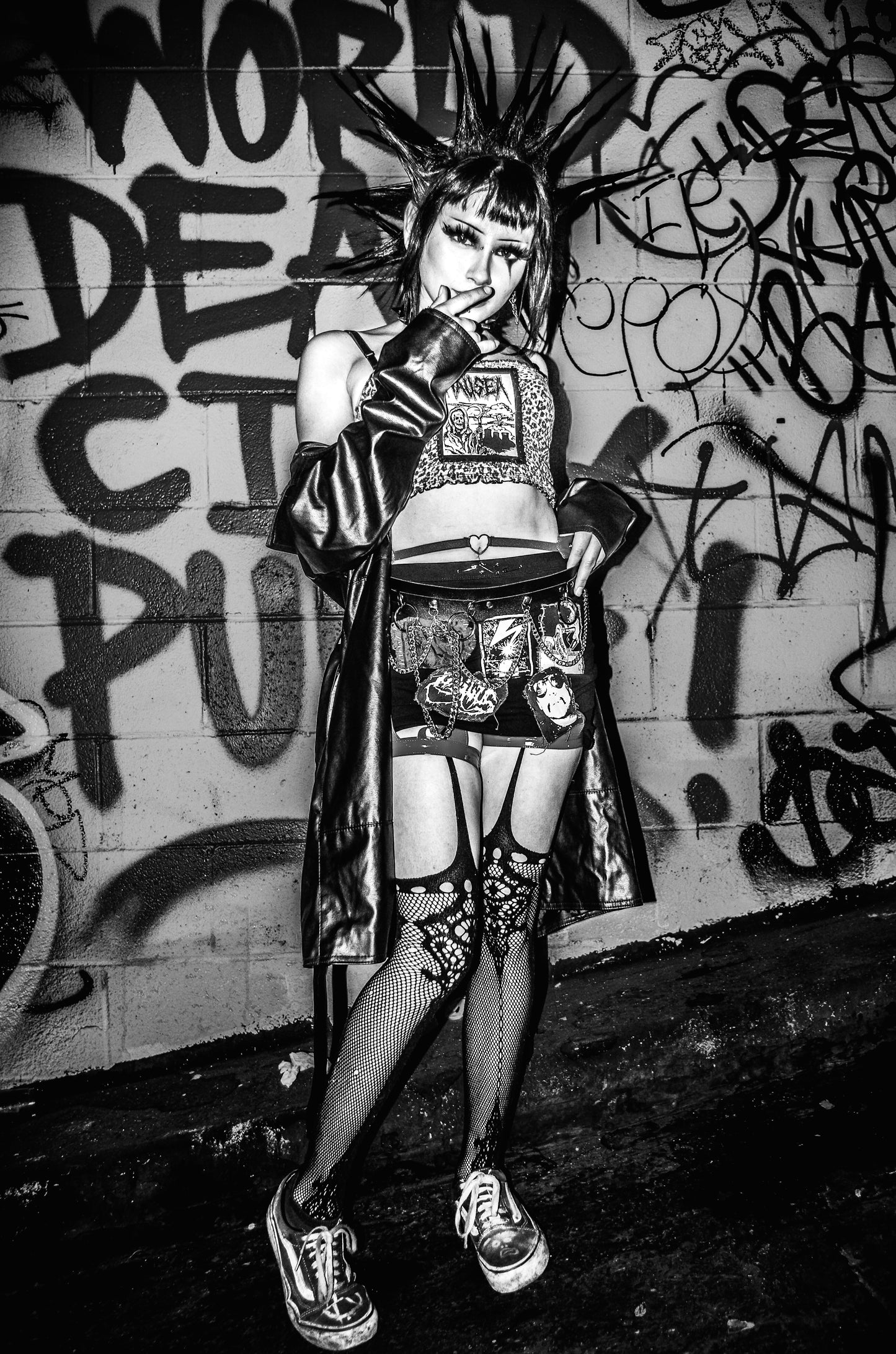 Dominique Buan - "Ponx Girl"