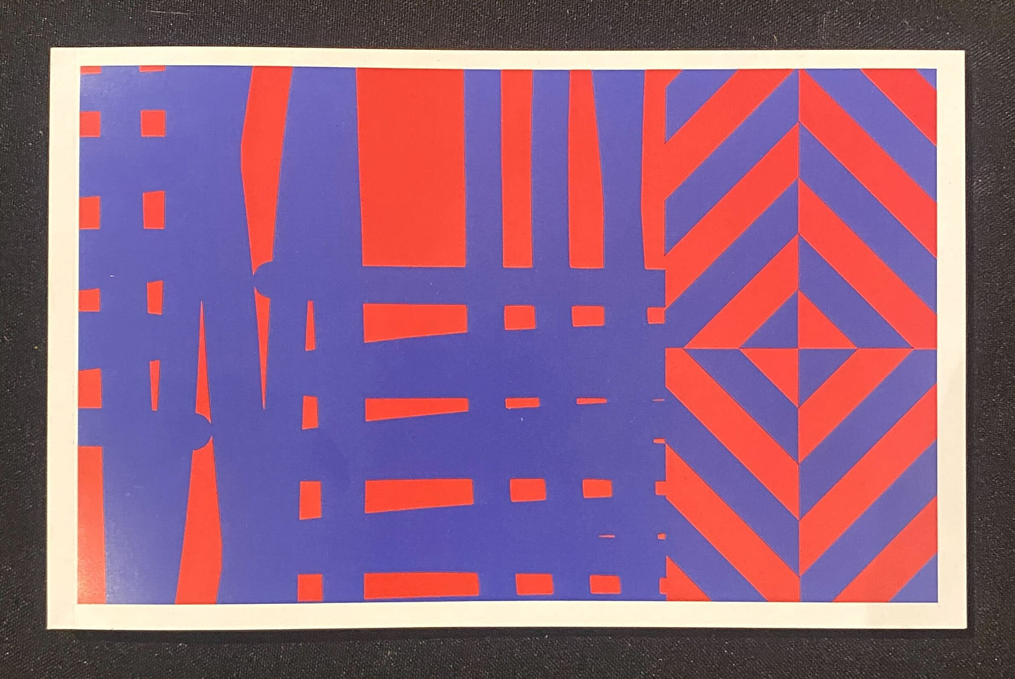 TRAV - Zine, Red