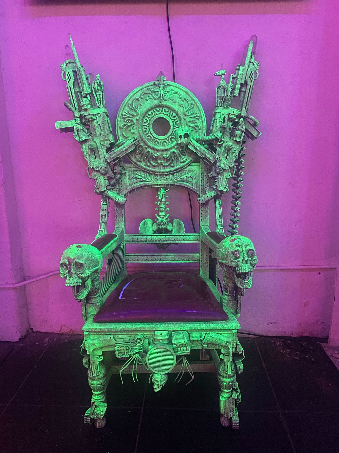 Baer - Targeted Individual Throne