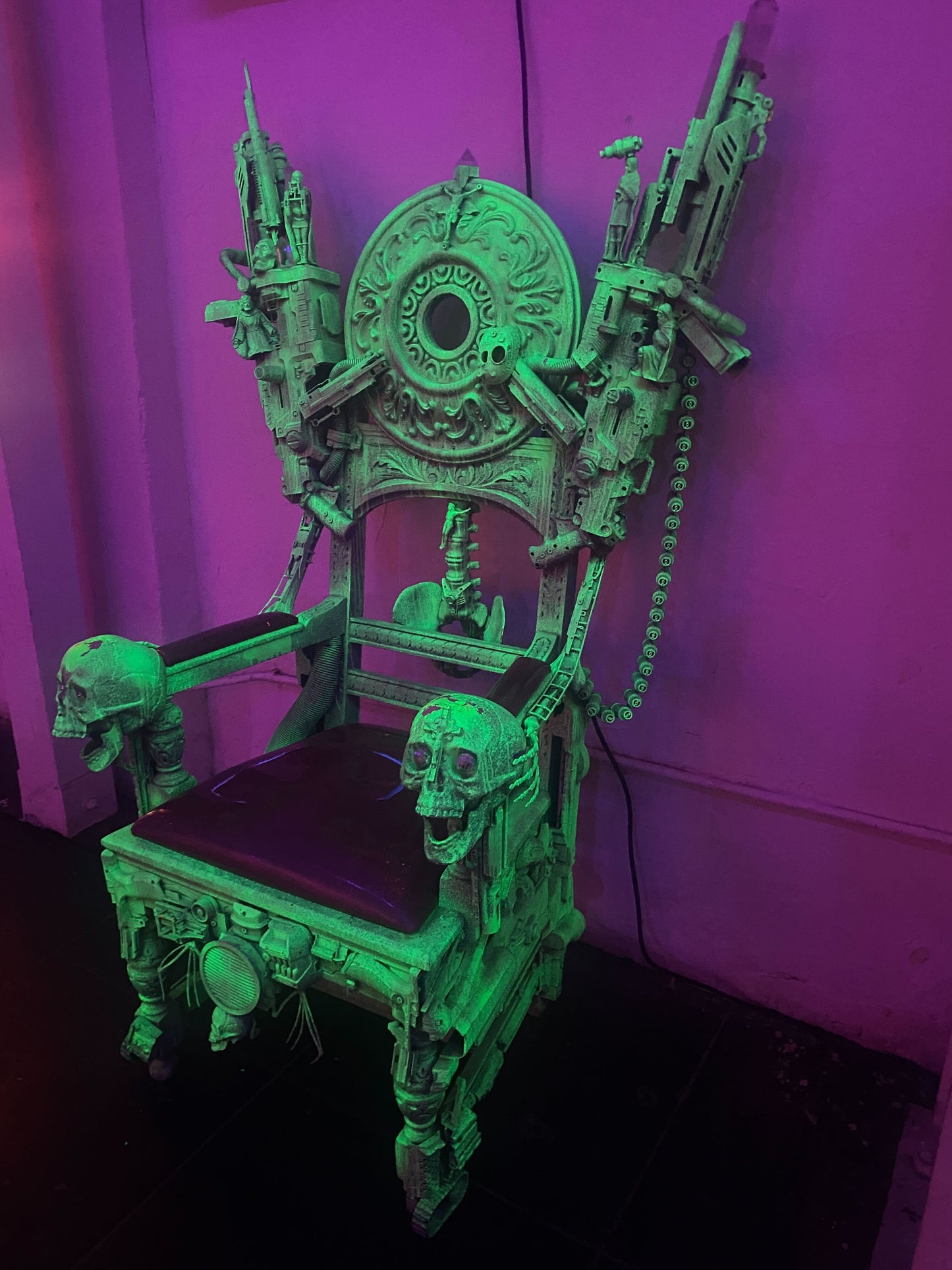 Baer - Targeted Individual Throne