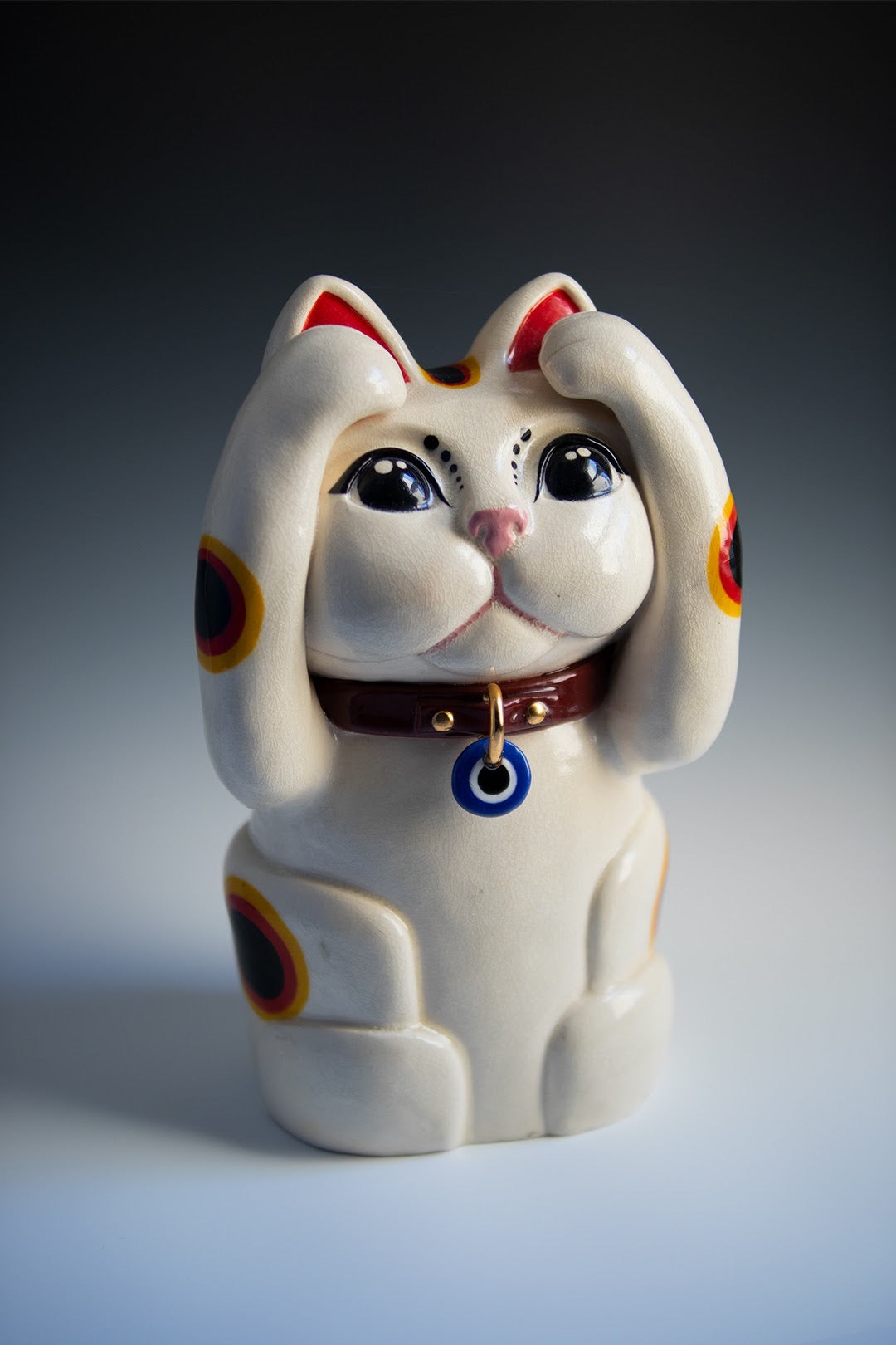 Yerchanig Sara Cakmak - "Lucky Cat (2019)"