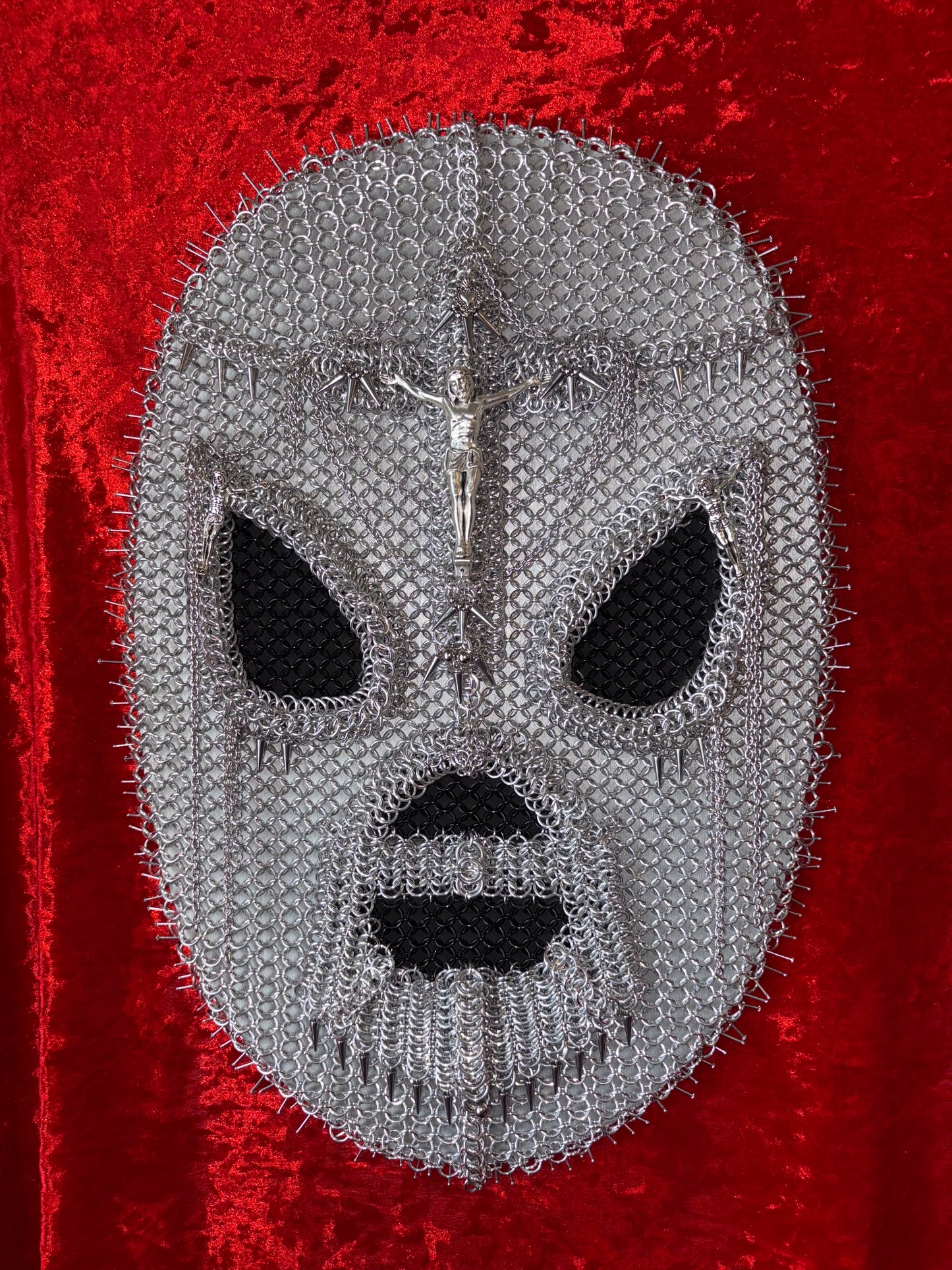 Lindsay Buente // Abysmal Chains - "El Santo Metálico"