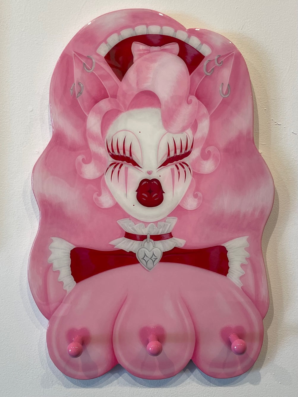Creepy Gals - "Nice Rack"